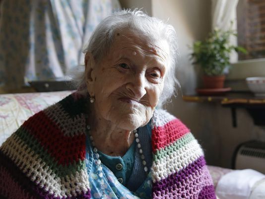 Emma Morano vive em Itália e tem uns singelos 116 anos. Hoje, come dois ovos por dia, mas durante décadas comia três: dois cruz e um cozido