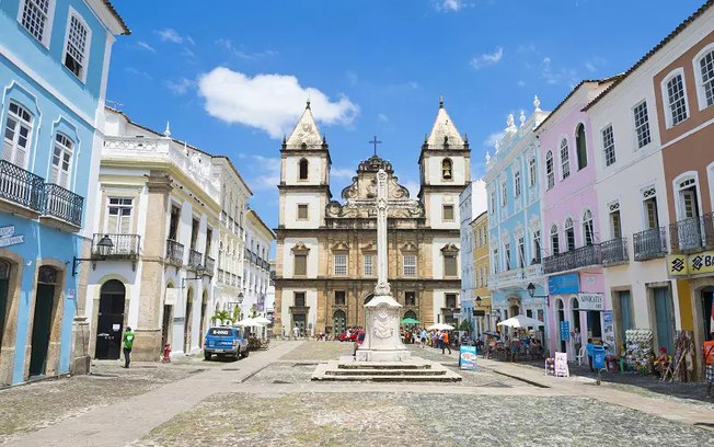 Salvador mistura praia, história e cultura