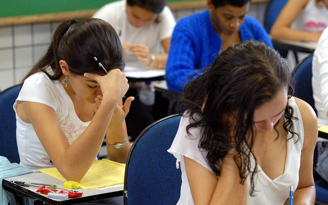  Em 364 locais de prova, a aplicação do Enem foi cancelada por causa de ocupações e vai ocorrer nos dias 3 e 4. 