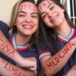 Gêmeas baianas conseguem aprovação para cursar medicina em mais de 30 faculdades