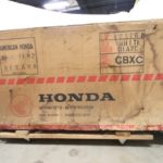 Moto Honda 1982 é encontrada 0Km na caixa