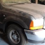 Abandonado por 17 anos, Ford F-250 ano 2001 0km é encontrado em garagem