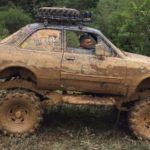 Brasileiro gasta R$ 25 mil para transformar Chevette em 4×4 dos sonhos