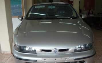 Viúva guarda Fiat Marea Weekeend 0km por 13 anos na mesma garagem (17 fotos)