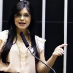 Ex-deputada baiana amiga de Sérgio Moro ganha cargo de R$ 20 mil no governo Lula Dayane Pimentel assumirá cargo na Embratur | Divulgação Câmara dos Deputados