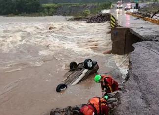 Governo Gaúcho Libera R$ 60 Milhões para Cidades Afetadas pelas Chuvas Bombeiros são acionados para fazer resgate no município de São José do Caí - Foto: Alexandre Pessoa/Divulgação
