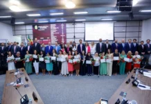 Maringá: Mulheres que fazem a diferença são homenageadas Foto: CMM